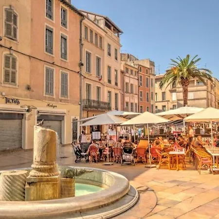 Arènes - T2 Calme Climatisé