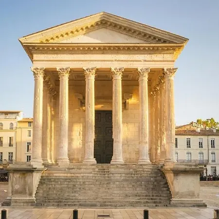 Arènes - T2 Calme Climatisé